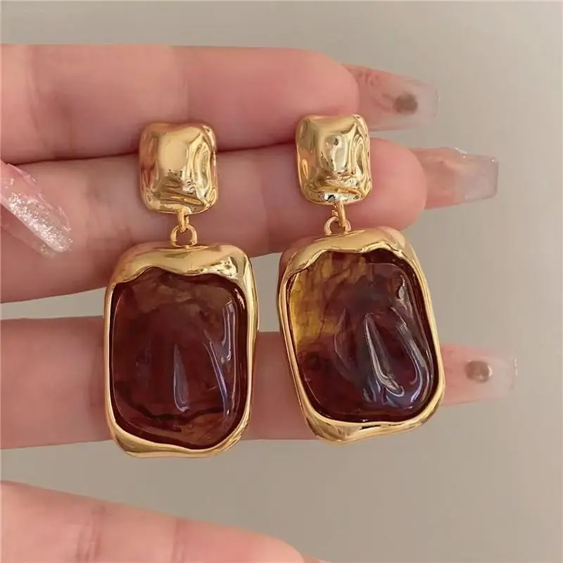 Acryl-Ohrringe «Ambre» · Karamell-Ton, Statement