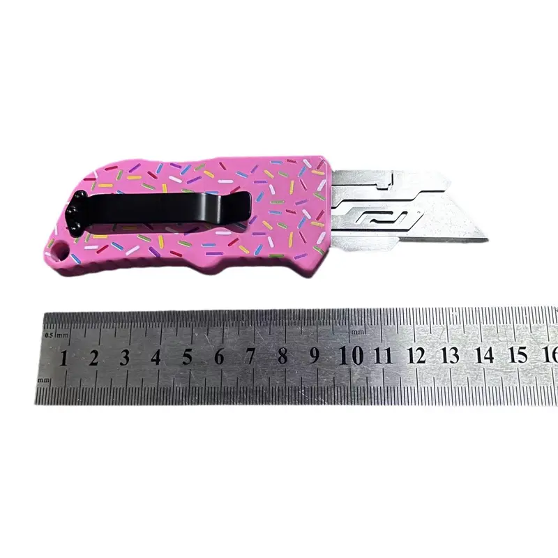 Aluminium Klappmesser mit 5 Ersatzklingen