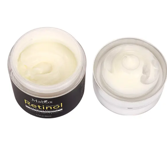 Aufhellende Creme mit SPF30+