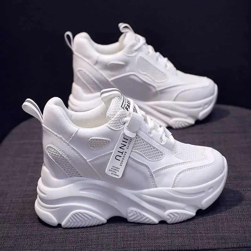 Bequeme Plattform-Sneaker