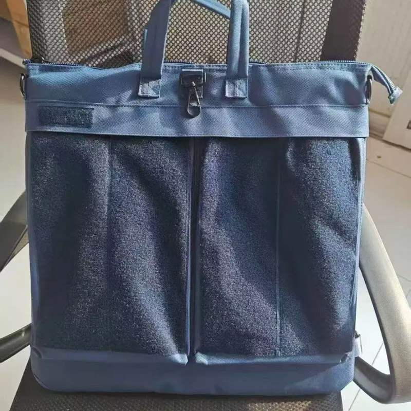Blauer Helm Rucksack