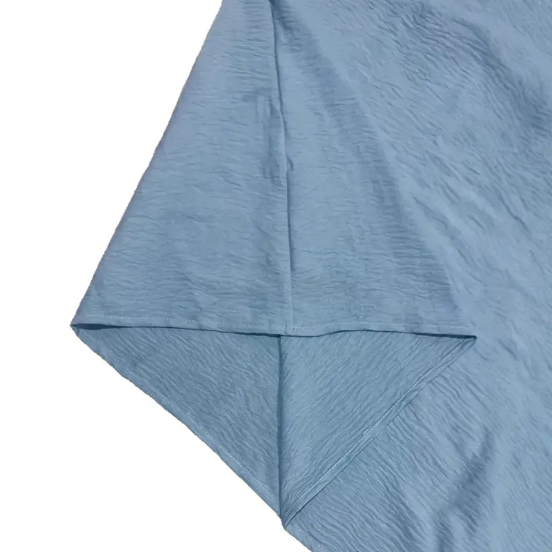 Blauer Langrock mit Taschen