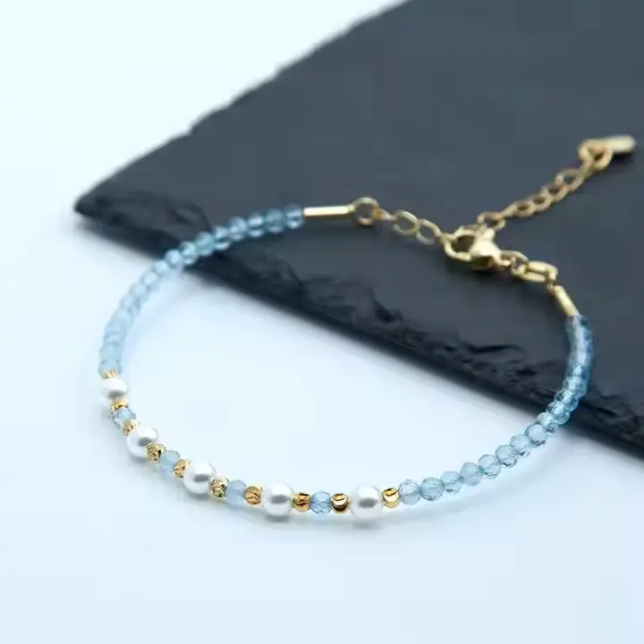 Bracelet Fin "Parole Claire" - Topaze Bleue Facettée