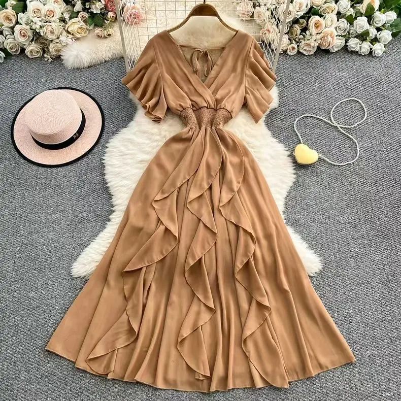 Chiffon Maxikleid mit V-Ausschnitt und Volants