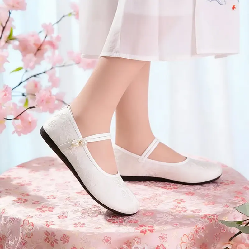 Chinesische Satin Flats – Mary Jane Stil