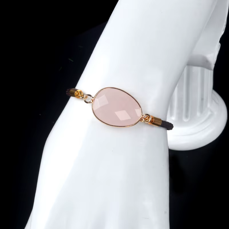 Collection Bracelets Médaillon Poire Facettée en Pierres Naturelles