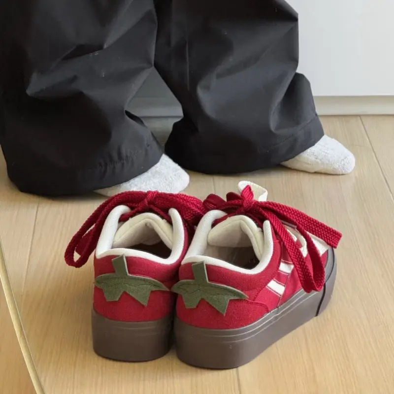 Damen Skateboard-Sneaker aus Nubukleder