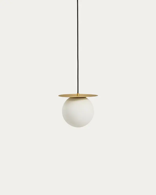 Deckenleuchte Brisia aus Metall mit gebürstetem Messing-Finish und einer mattierten Glaskugel Ø 20 cm