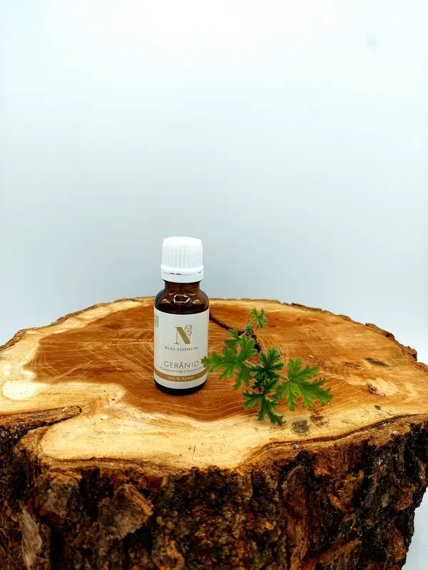 d'Natureza Geraniumöl – 100% reines ätherisches Öl 20 ml | Haut & Harmonie