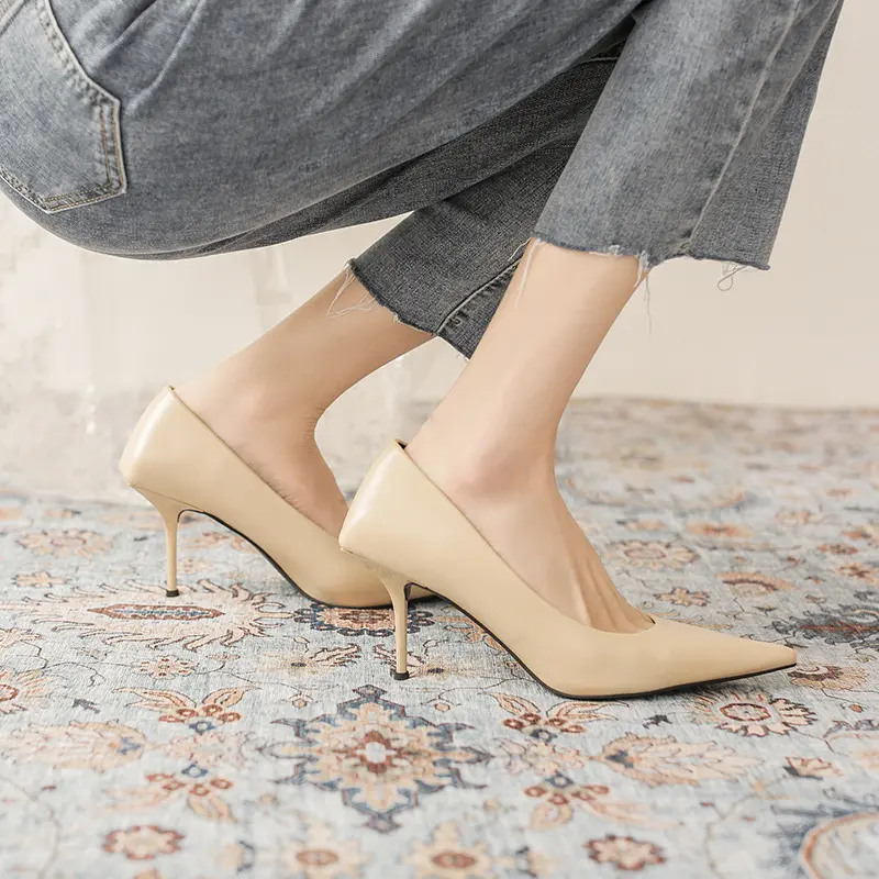 Elegante Stiletto-Pumps mit spitzer Zehe