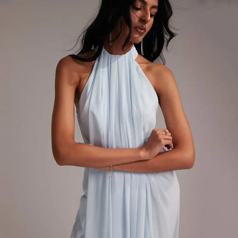 Eleganter Halter-Neck Kleid in Laufsteg-Stil