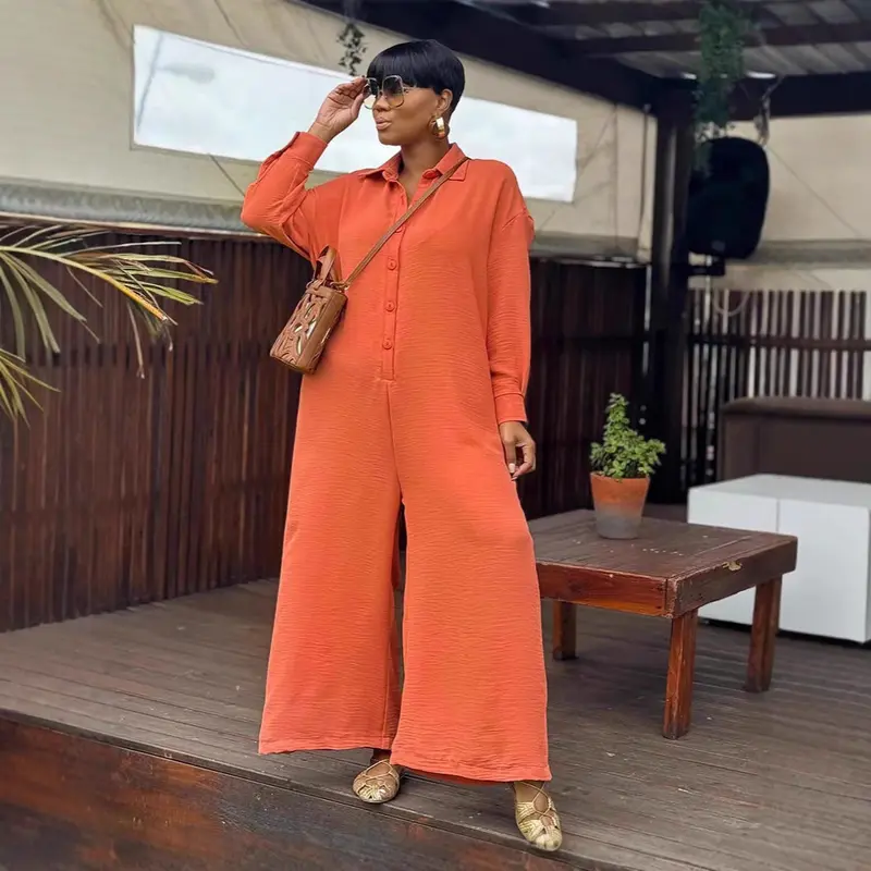 Eleganter Jumpsuit mit weitem Bein – S-Black