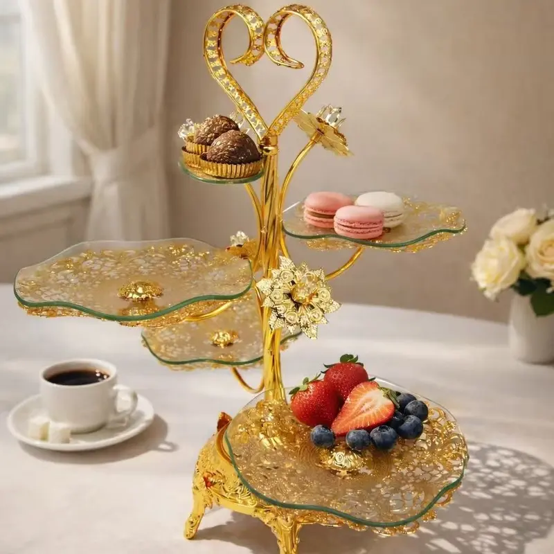 Etagere «Light-luxury» mit vier Fächern