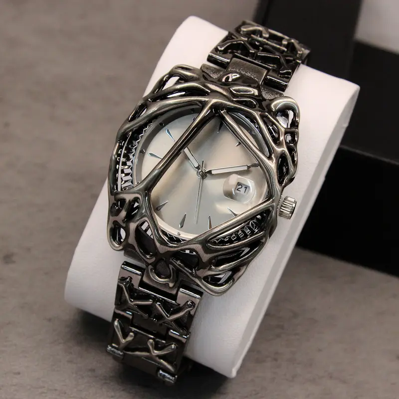 Europäische Design-Uhr