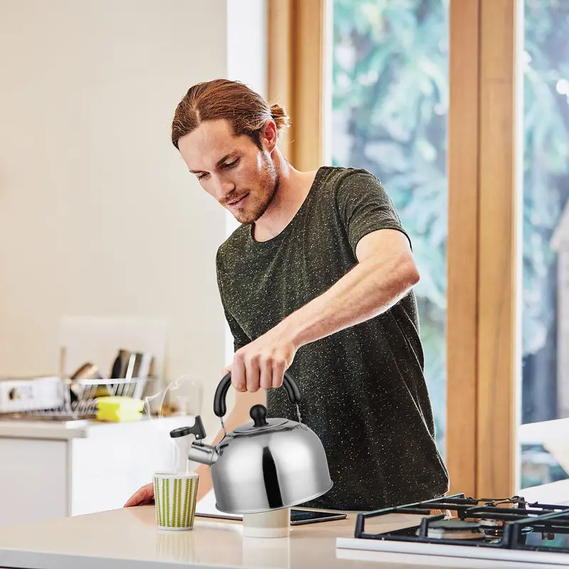 Flötenkessel 2L – Edelstahl-Wasserkessel mit Pfeife, für alle Herde & Camping