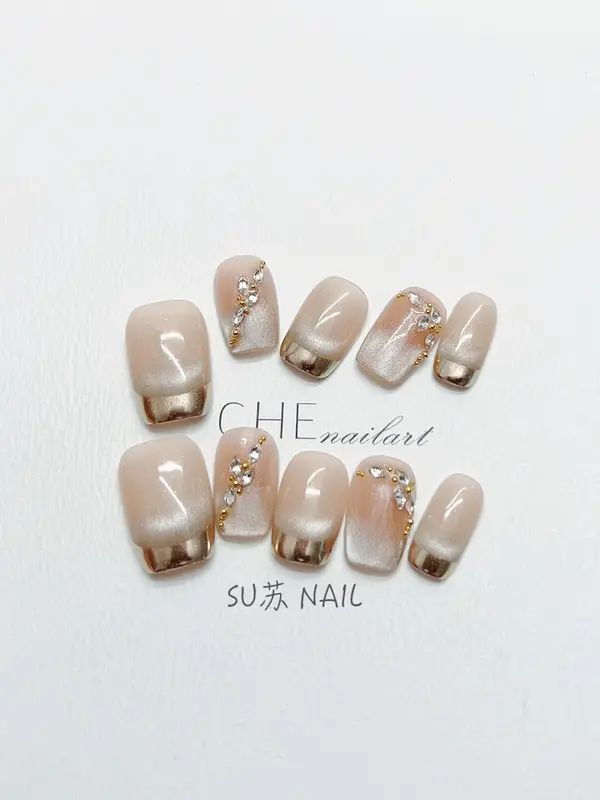 Französische Katzenaugen-Nagelsticker
