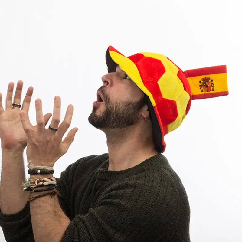 Fussballhut mit Spanischer Flagge