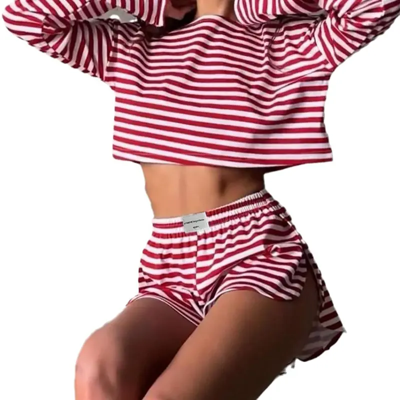 Gestreiftes Strick-Pyjama-Set mit Shorts