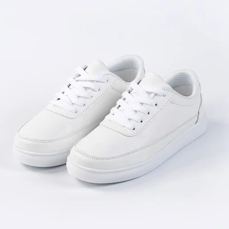 Herrenmode-Sneaker mit dicken Sohlen für mehr Höhe