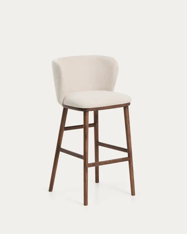 Hocker Ciselia in beiger Chenille mit Beinen aus massivem Eschenholz mit walnussholzfarbenem Finish, FSC Mix Credit, 75 cm