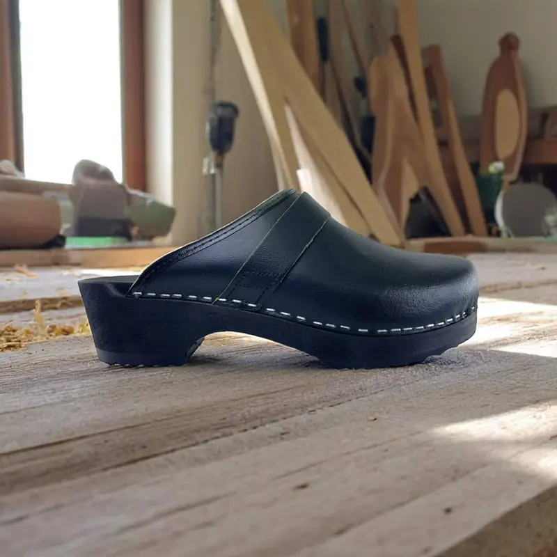 Holzclogs Classic black