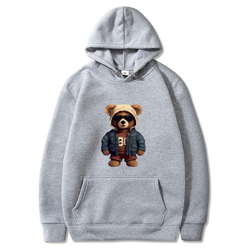 Hoodie im American Streetwear-Stil