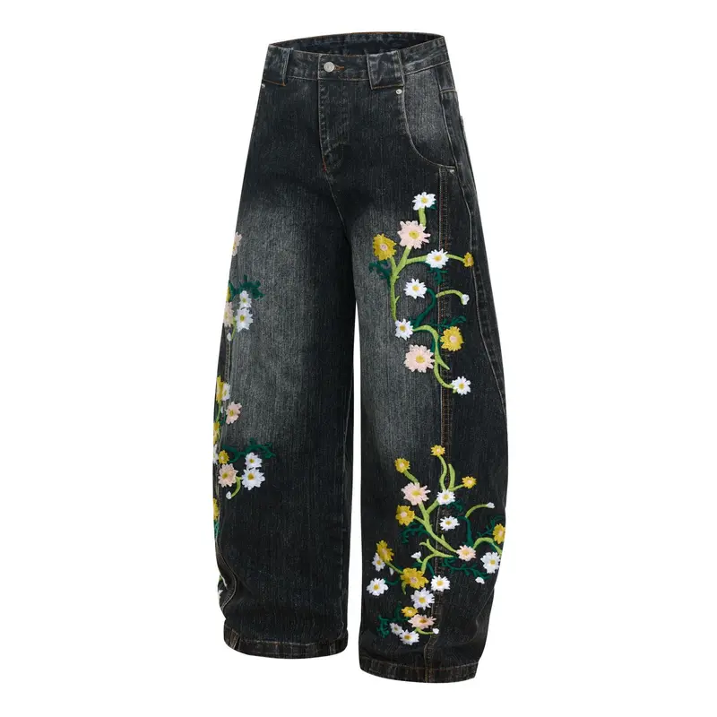 Jeans mit Blumenstickerei und weitem Bein