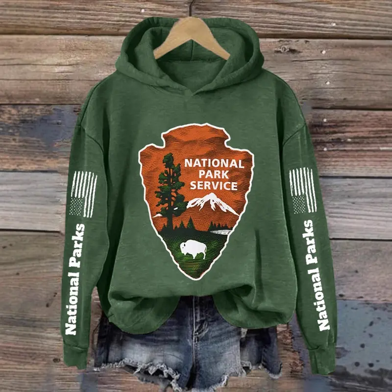 Kapuzen-Sweatshirt mit Berg- und Waldmotiv