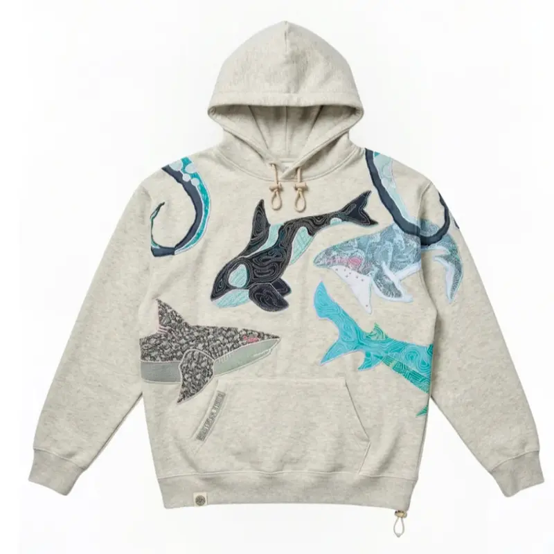 Kapuzen-Sweatshirt mit Krakenmuster und Fleecefutter