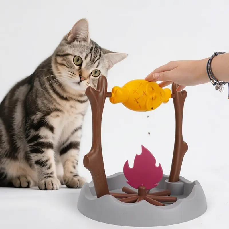 Katzen-Spielzeug mit Futter-Feeder