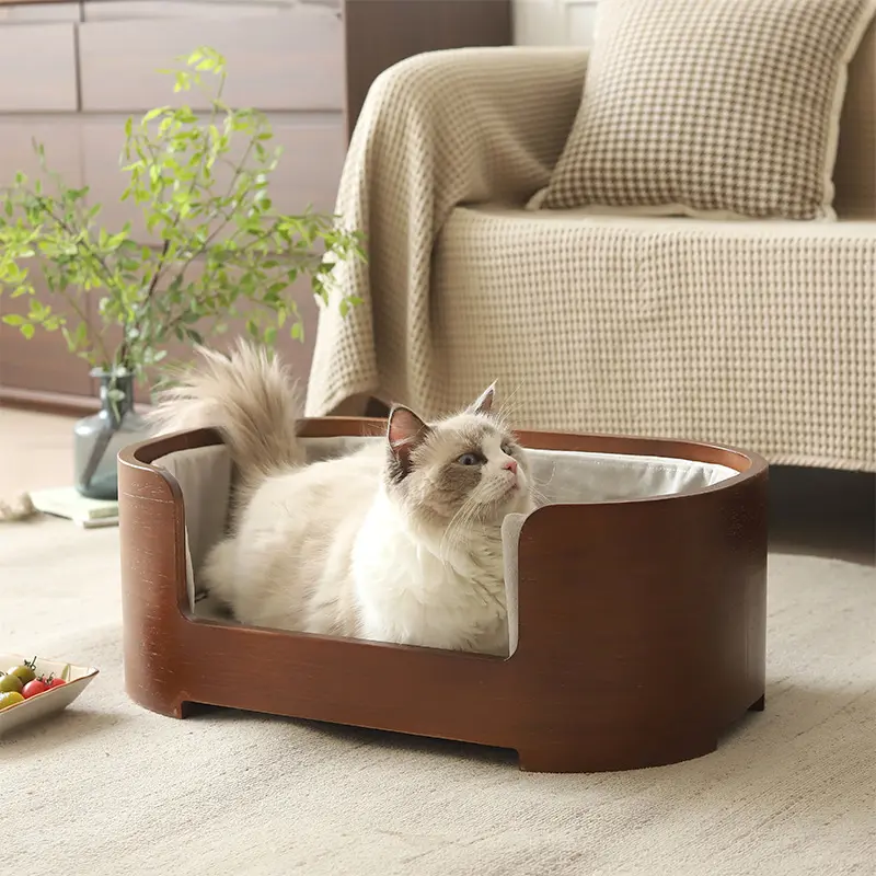Katzenbett aus Holz für kleine Hunde