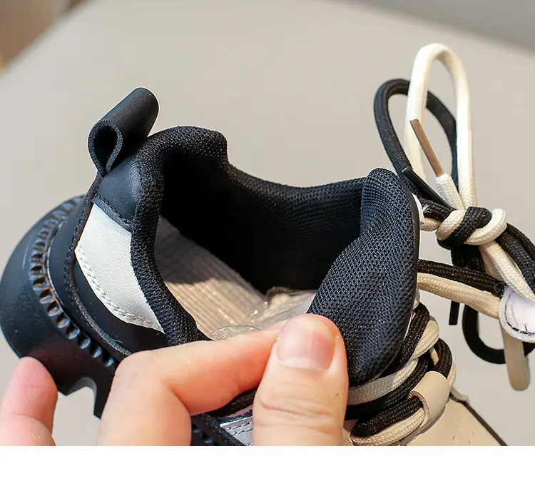 Kinder Turnschuhe mit Fleece