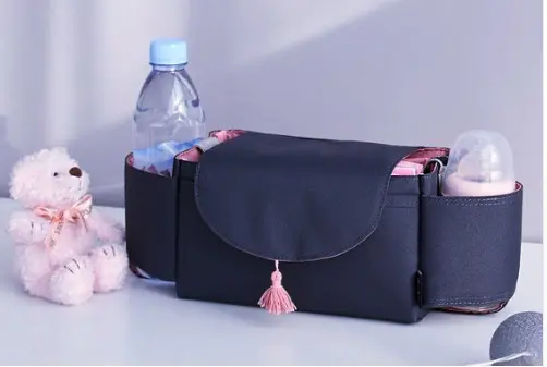 Kinderwagen-Organizer mit Flaschenhalter