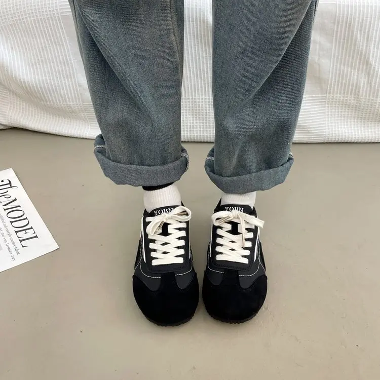Koreanische Sportschuhe für Damen