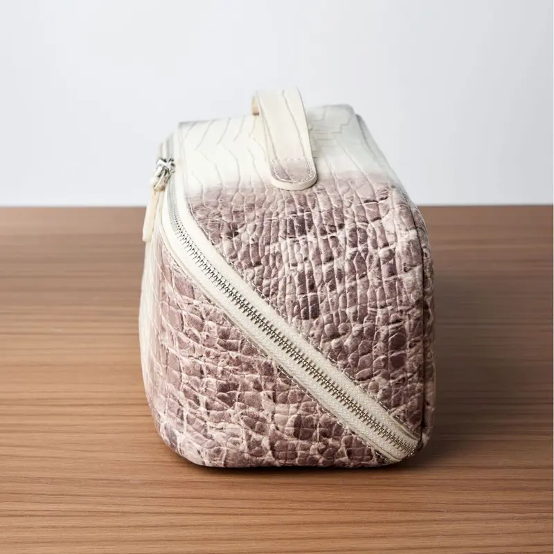 Kosmetiktasche aus Rindsleder