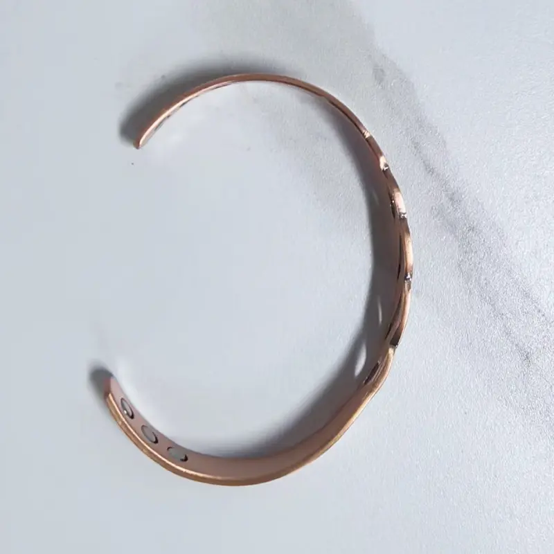 Kupferarmband mit Zirkonia und Unendlichkeits-Symbol