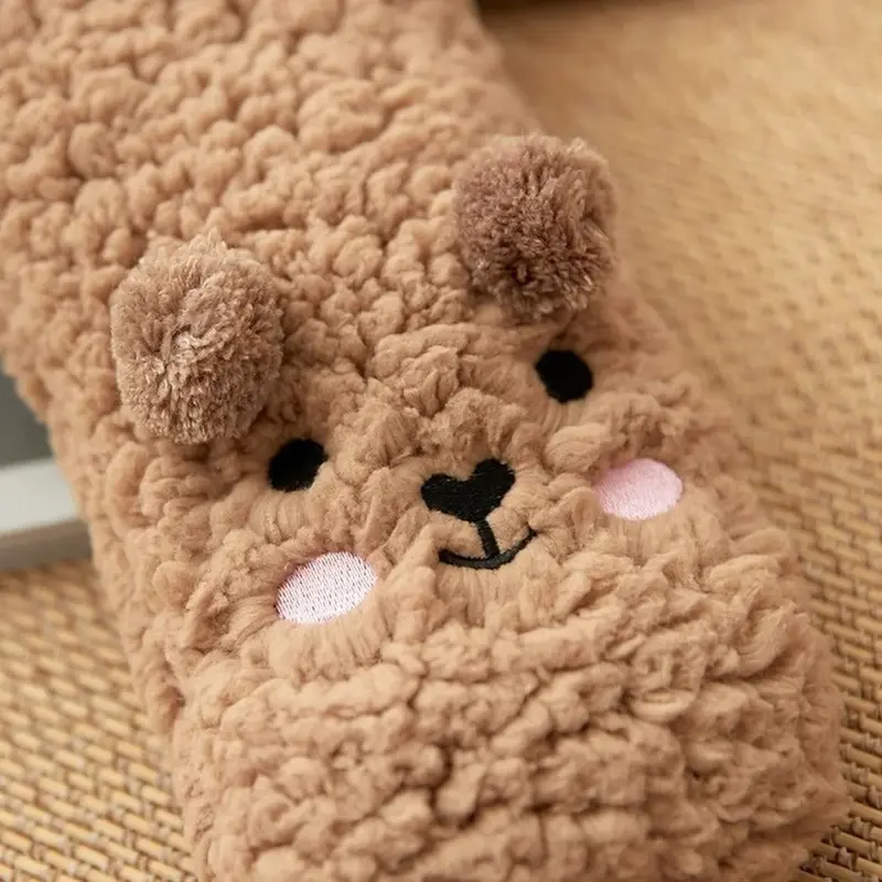 Kuschelige Bären-Socken für Damen
