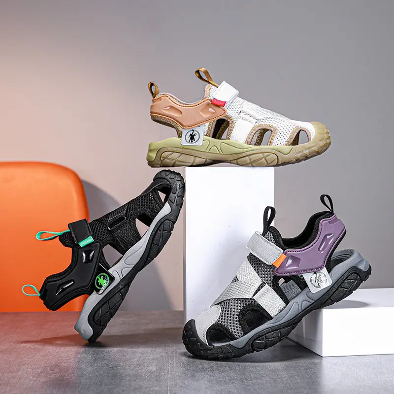 Laufsandalen mit Zehenschutz