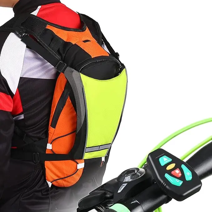 LED-Velo-Blinklicht mit smarter Richtungsanzeige