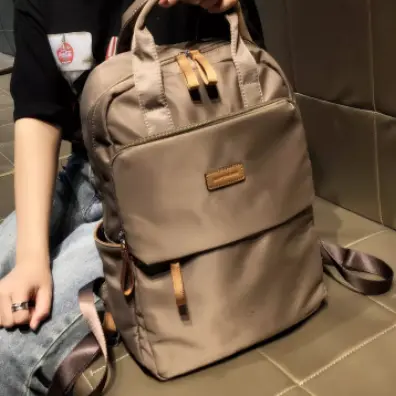 Leichter Rucksack für Pendler und Reisen