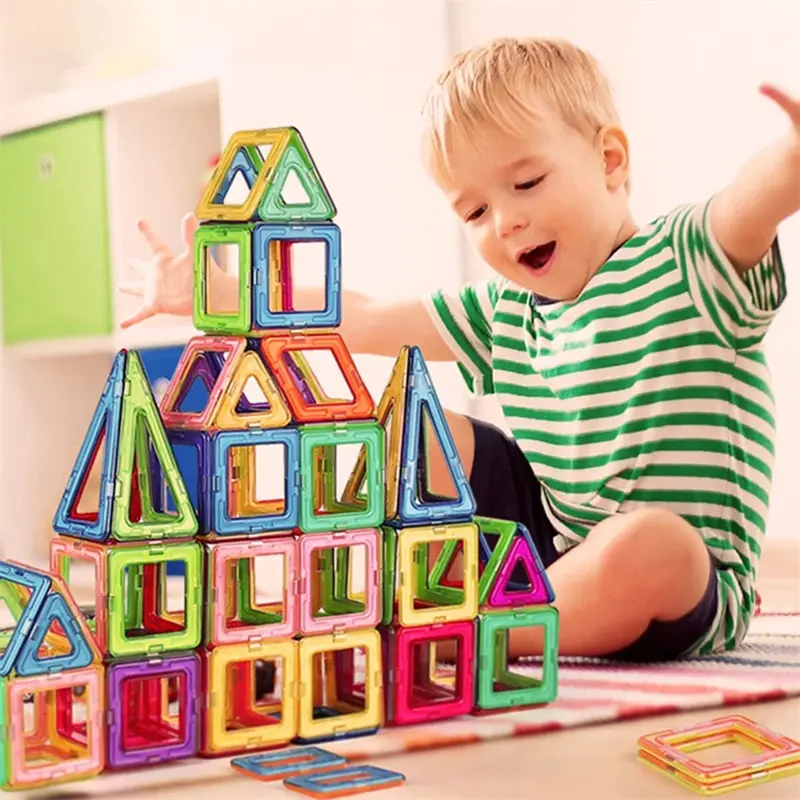 Magnetische Bausteine für Kids