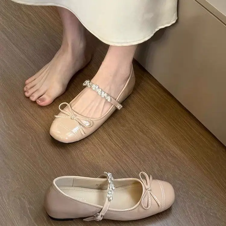 Mary Jane Flats mit Strass-Schnalle