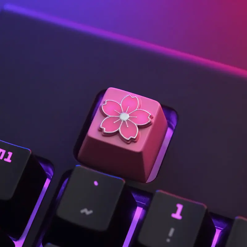 Mechanische Tastatur im Kirschblüten-Design