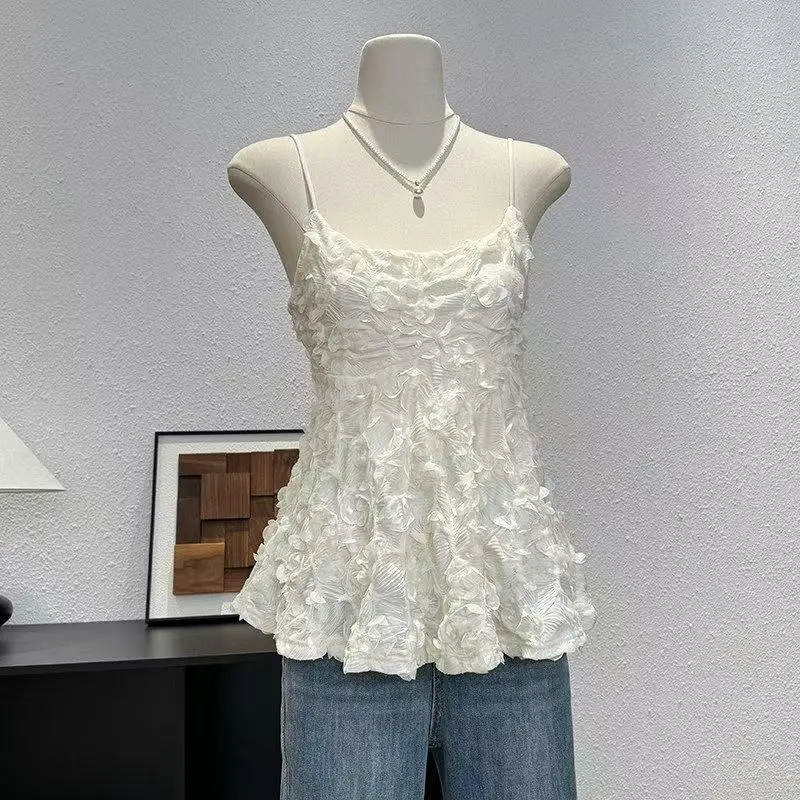 Mesh-Top mit 3D-Blumen
