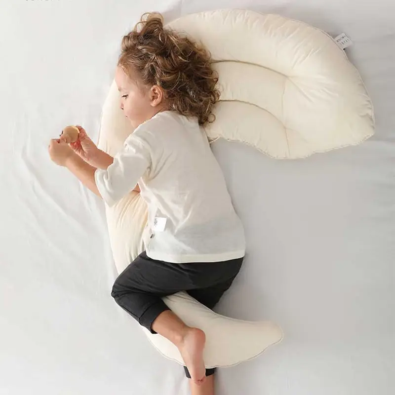 Mondförmiges Baumwollkissen für Kinder (3–6 Jahre)