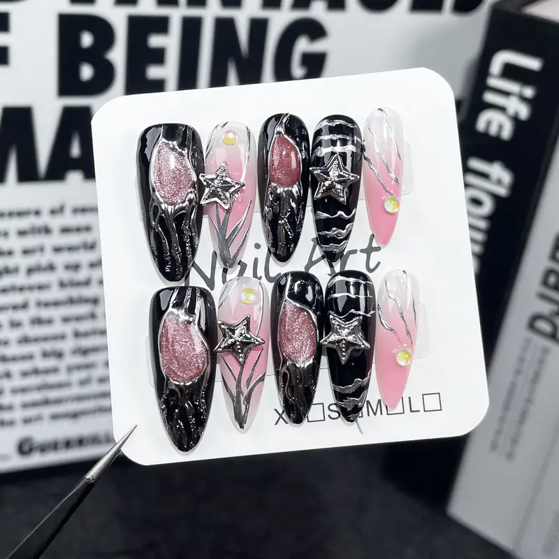 Nagelsticker mit Katzenaugen-Effekt