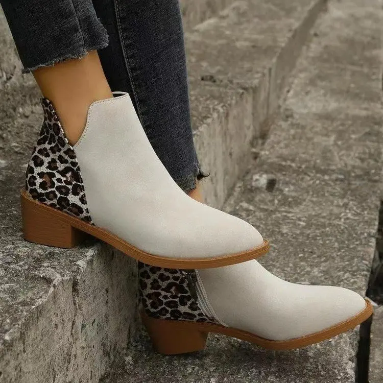 Niedrige Stiefeletten mit Seitenreissverschluss