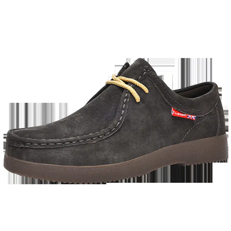 Outdoor-Sneaker aus Wildleder