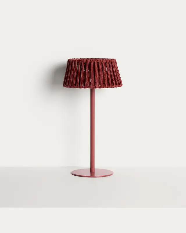 Outdoor-Solar-Tischlampe Aldet aus flachem Seil mit terrakottafarbenem Metallfuss