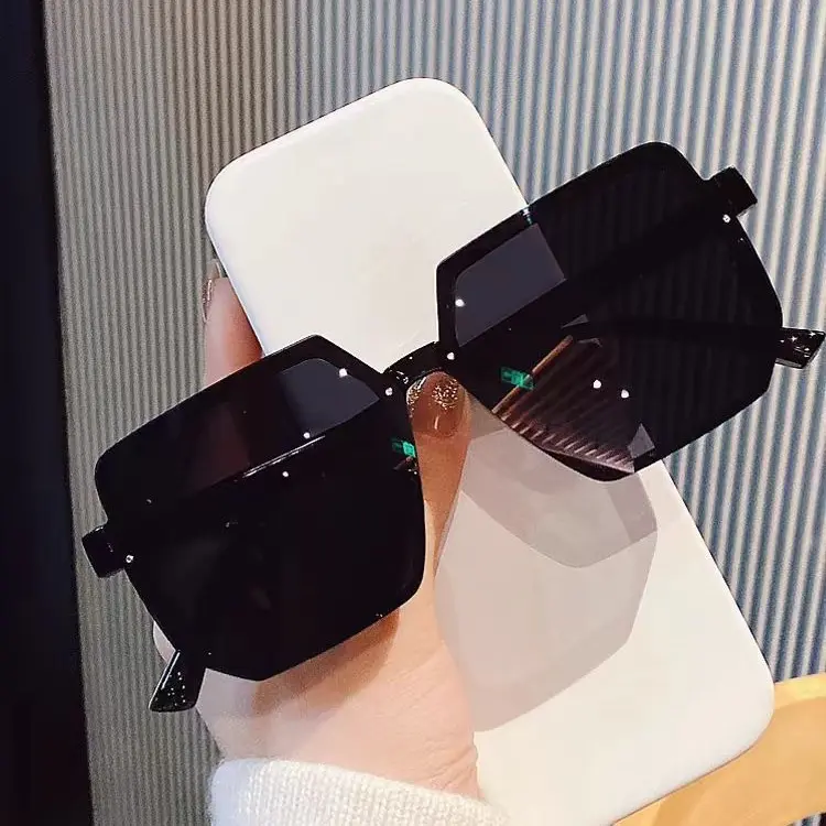 Oversized-Sonnenbrille «Street» · getönt, Square-Style (3 Farben)